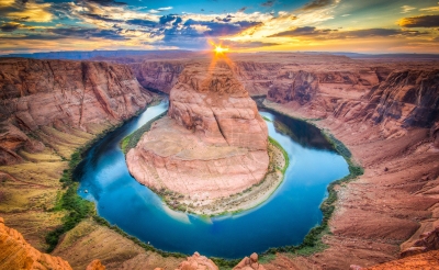 Horseshoe Bend Grand Canyon (ronnybas / stock.adobe.com)  lizenziertes Stockfoto 
Infos zur Lizenz unter 'Bildquellennachweis'